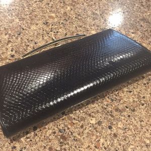 Vintage black clutch